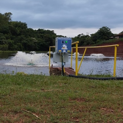 Módulo de monotoramento na ponte do monge com aerador ligado ao fundo
